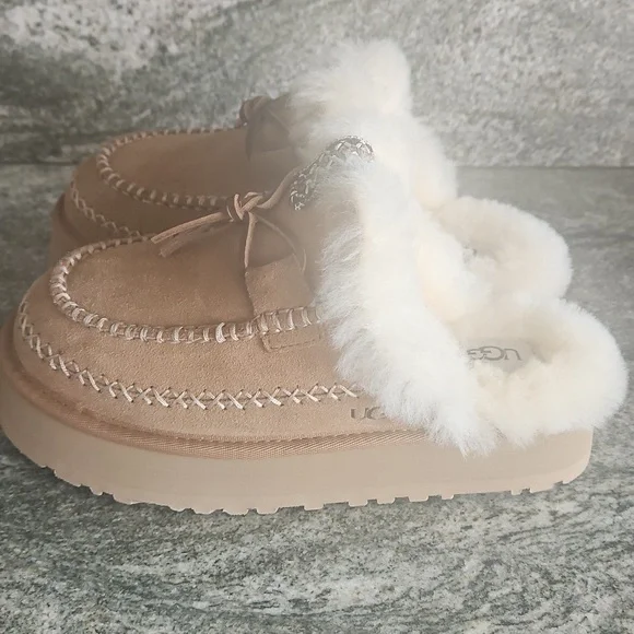 UGG Disquette Alpine Slippers. New In Box! - Picture 5 of 8